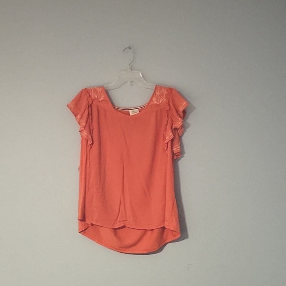 Short sleeve blouse